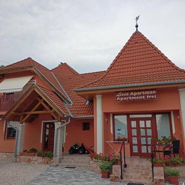 Lívia Apartman