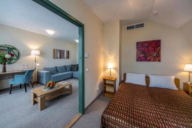 Corvin Hotel Budapest Corvin Wing