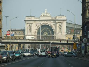 Planet Holiday Apartments