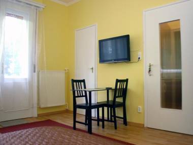 Arriva Balcony Studio