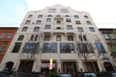 Broadway Downtown Deluxe Budapest