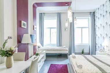 Real Apartments Hegedű