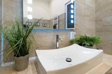 Real Apartments Klauzál