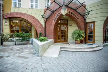 Corvin Hotel Budapest Residence