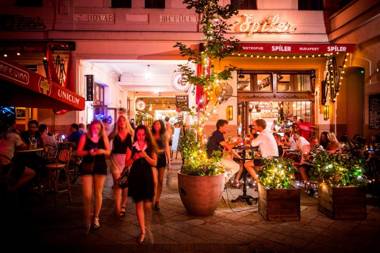 Wind Queen Apartment