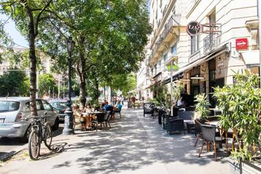 Helena apartment with view on St. Stephan's Basilica