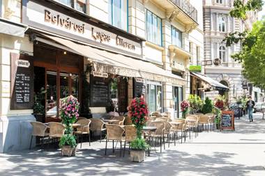 Helena apartment with view on St. Stephan's Basilica