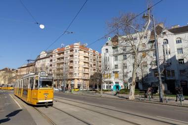 Jewel In Buda Apartment