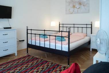 Friendly home in the center