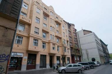 Stylish downtown apartment