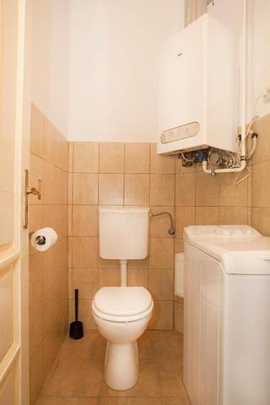 Carolyn apartman in the old City