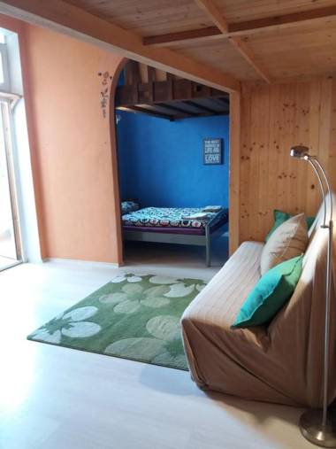 High Sky Apartment