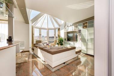 Panorama Dream Home w 3BDR A/C Garage & Jacuzzi