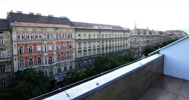 Grand Trees Apartment