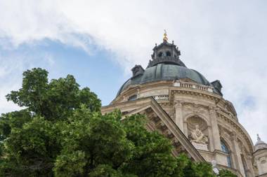 Opera Elegance Andrassy