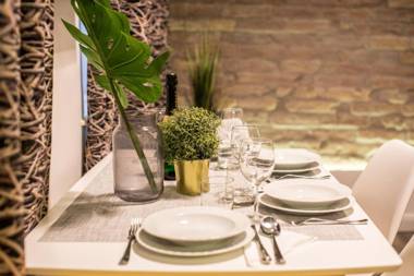 Very stylish and fresh studio home in the center