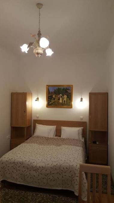 Authentic Akacfa Apartment