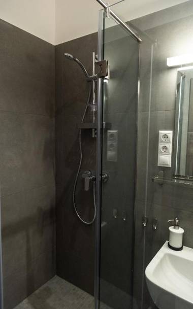 BpR Downtown Gemstone Apartments