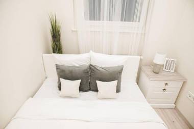 New luxury apartment in the center with A/C