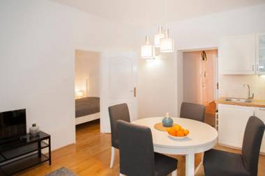 CHRISTINE-2 BEDROOMS APARTMENT IN THE DOWNTOWN