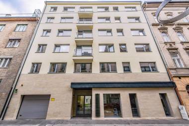 Nova City Aparthotel