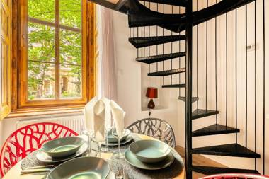 Liszt Designer 2Bedroom Center Apartment