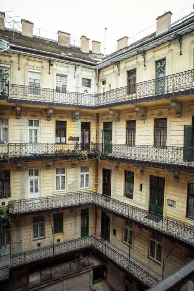 Full comfort 4 bedrooms in the heart of the city