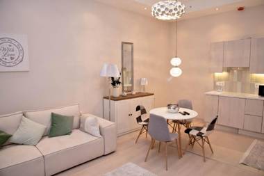 Kalvin Square River Side Danube