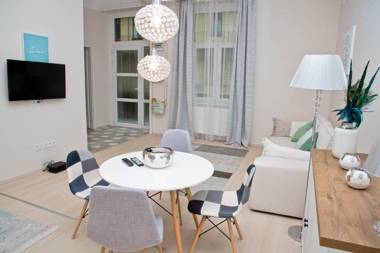 Kalvin Square River Side Danube