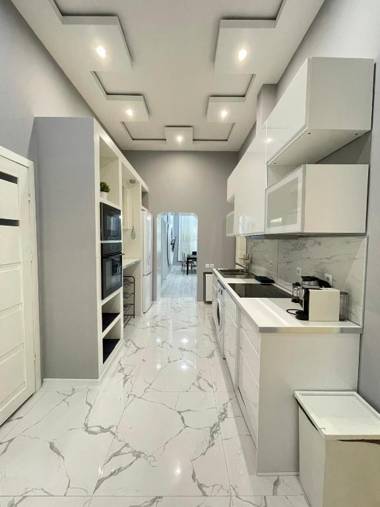 Deluxe Sapphire Residency - 4 BEDROOMS