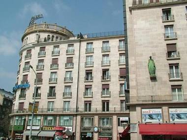 Bauhaus Astoria Hostel