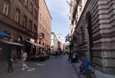 Perfect place in the heart of downtown