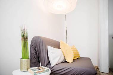 Comfy renewed 3 bedroom apt in center