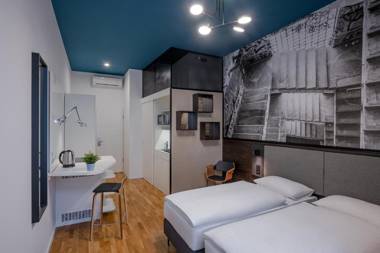 Dean's College Hotel