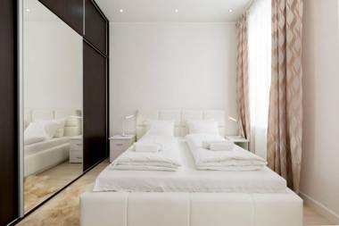 Eiffel Palace Luxury Dream Home 1