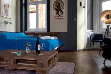 New WalnutTree Double 12 Pers Apartment