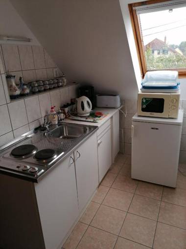 Tamás Bátya Kunyhója