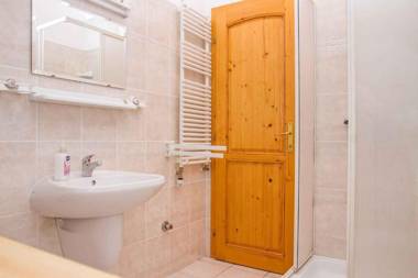 Apartment in Balatonmariafürdo 40858