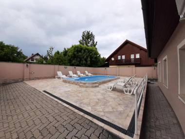 42 féröhelyes apartman - a25029