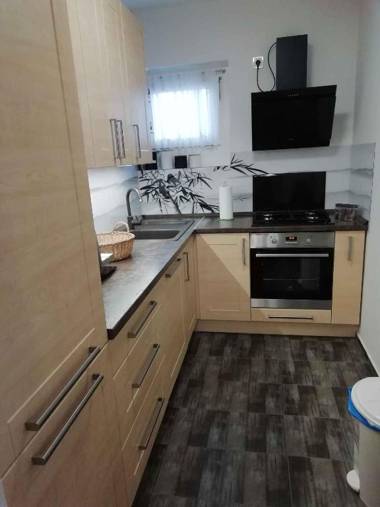 Holiday home in Balatonkeresztur 41050