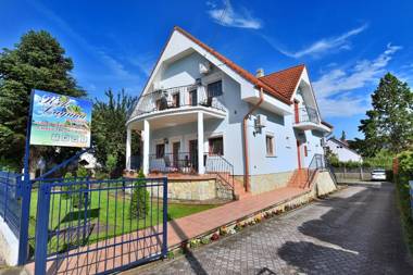 Kék Lagúna Vendégház