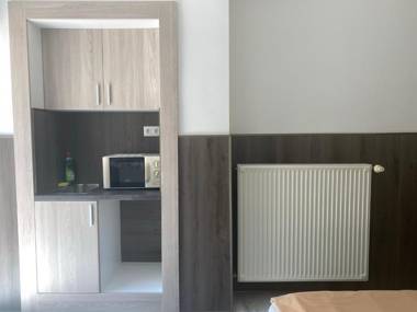 Holiday Apartmanház