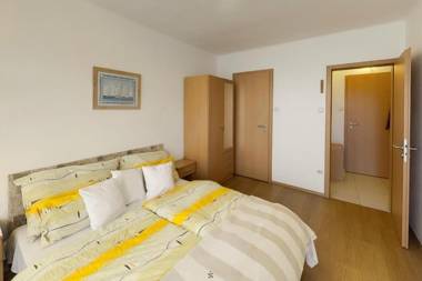 Hajnalház Apartments