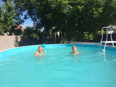 Famvarga Apartmanház