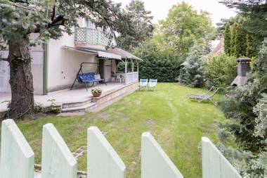 Holiday House / Ferienhaus ANNAMARIA 80m from beach