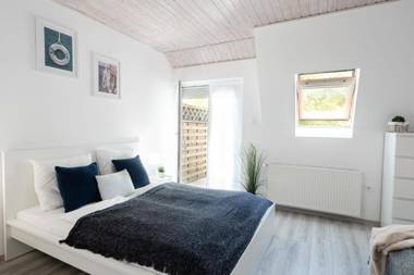 Teljesen felújított szépen berendezett nyaraló