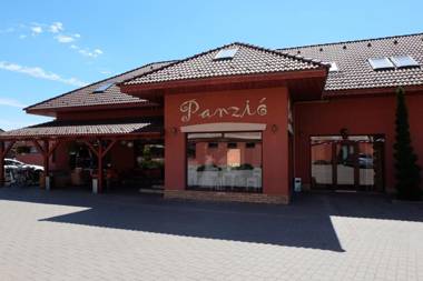 Malom Club Panzió