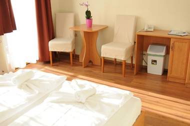 Hotel Halászkert Badacsony