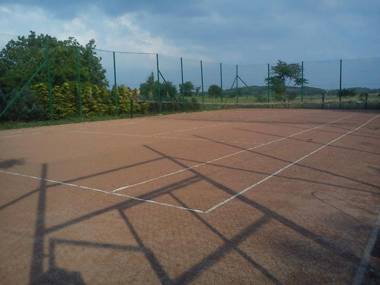 Borostyánkert Étterem & Vendégház