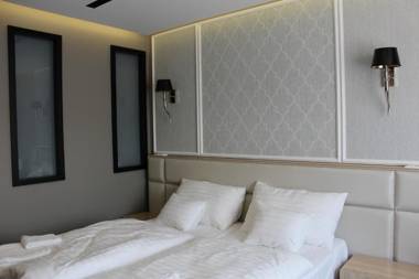 Hotel Merops Mészáros